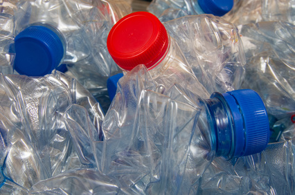 recyclage des bouteilles en plastique PET